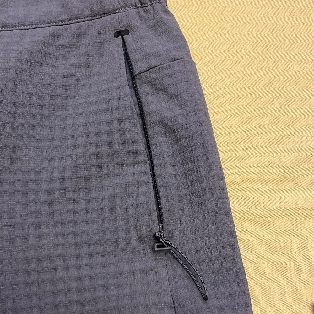 The North Face Men's Athletic Gray Shorts size S - Picture 8 of 12
